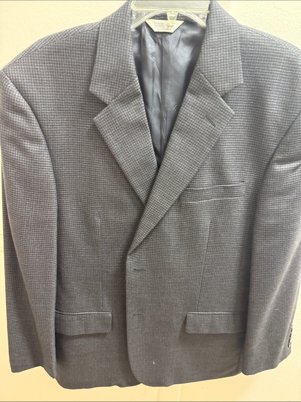 Joseph & Feiss Gray Checked Sport Coat